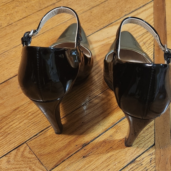 Prada Vero Cuoio Women Heels - Picture 3 of 5